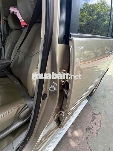 Toyota Innova 2009 Full G Vàng cát