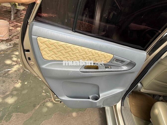 Toyota Innova 2009 Full G Vàng cát