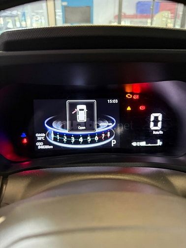 Toyota Veloz Cross Top 2023 màu trắng