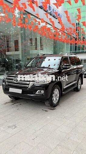 Land Cruiser 4.6 V8-2019, 1 chủ xuất hoá đơn VAT.