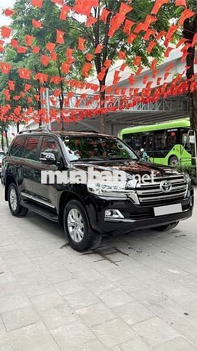 Land Cruiser 4.6 V8-2019, 1 chủ xuất hoá đơn VAT.