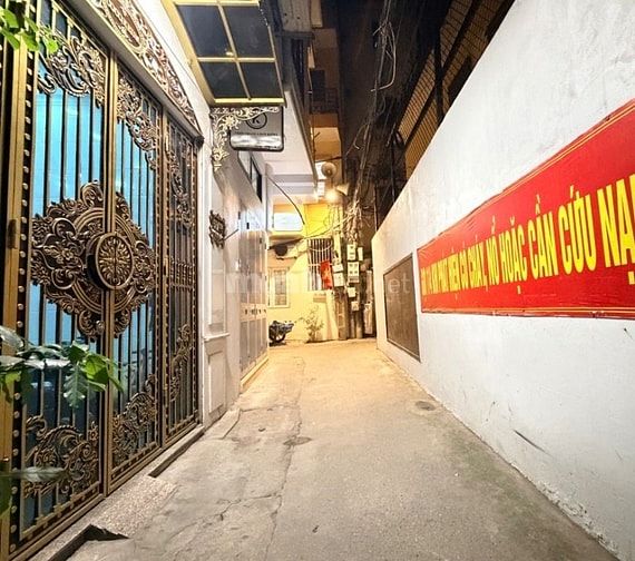 Bán Nhà Kim Mã 35m, Ô TÔ Đỗ Ngày Đêm, Không Quy Hoạch, Giá 12,5 Tỷ
