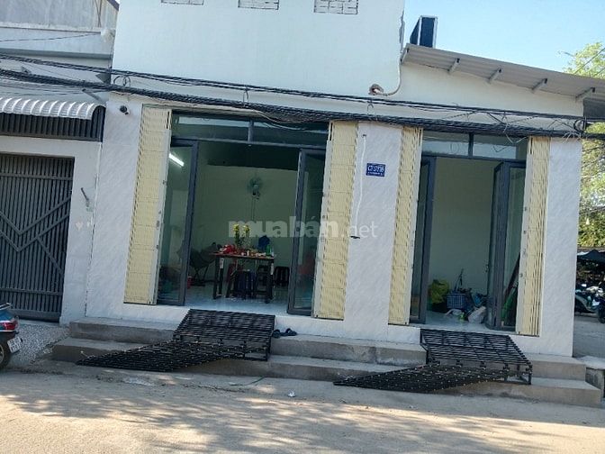 Cho thuê nhà mặt tiền đường C7C 