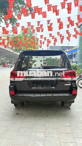 Land Cruiser 4.6 V8-2019, 1 chủ xuất hoá đơn VAT.