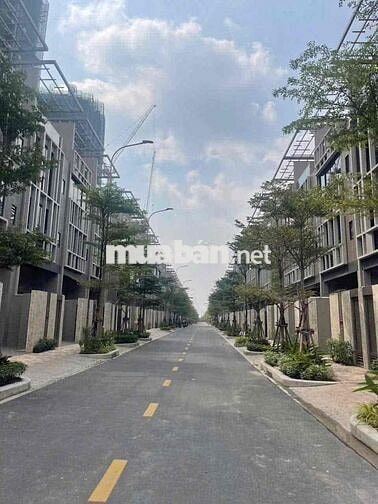 CHO THUÊ NHÀ PHỐ THE ORCHARD SYCAMORE NỘI THẤT CAO CẤP RẺ NHẤT KHU