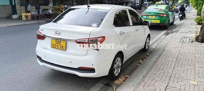 Hyundai Grand i10 Trắng