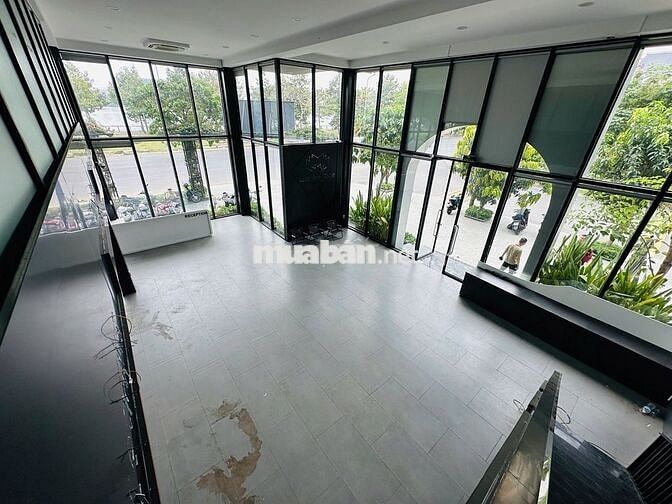 CHO THUÊ NHÀ GÓC 2 MẶT TIỀN – 320 An Dương Vương, Quận 5
