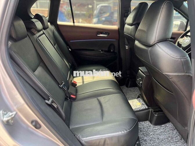 Toyota Corolla Cross 2020 1.8V 52.000 km Xám