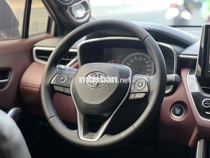 Toyota Corolla Cross 2020 1.8V 52.000 km Xám