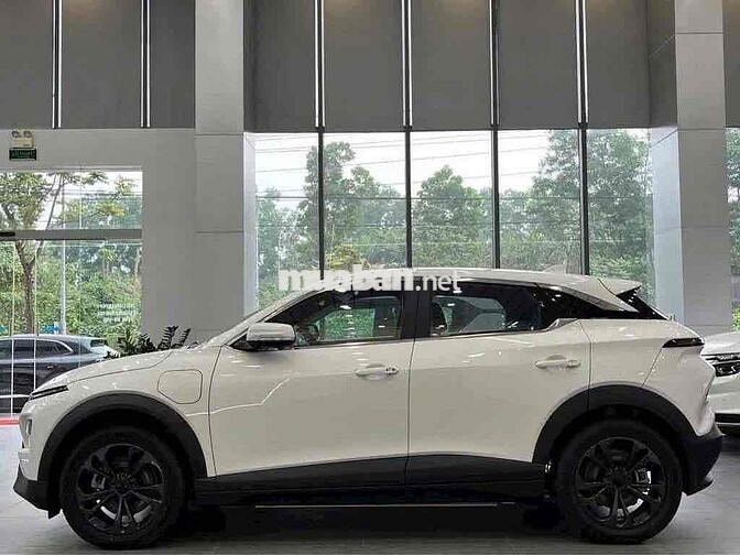 Xe điện Vinfast VF6 Eco Trắng