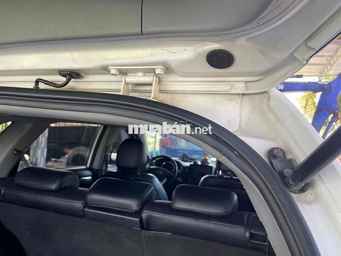 Kia Sorento 2014 GAT 2.4L 2WD - 160000 km