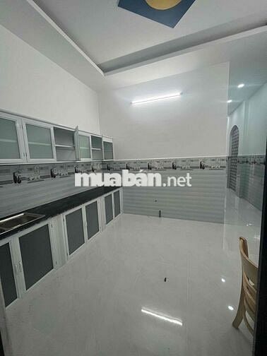 BÁN NHÀ PHỐ MỚI ĐẸP - NGÃ 3 TÂN KIM