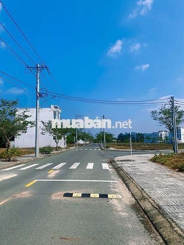cần bán 2 lô liền kè ngay chợ Tân Bình