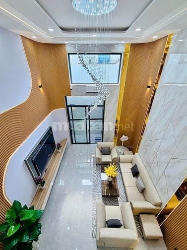 Nhỉnh 13 tỷ có nhà 6 lầu đẹp ngang 4.3m 73m2 hẻm 183 Nguyễn Văn Khối.