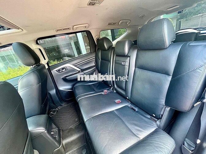 Mitsubishi Pajero Sport 2020 Đen