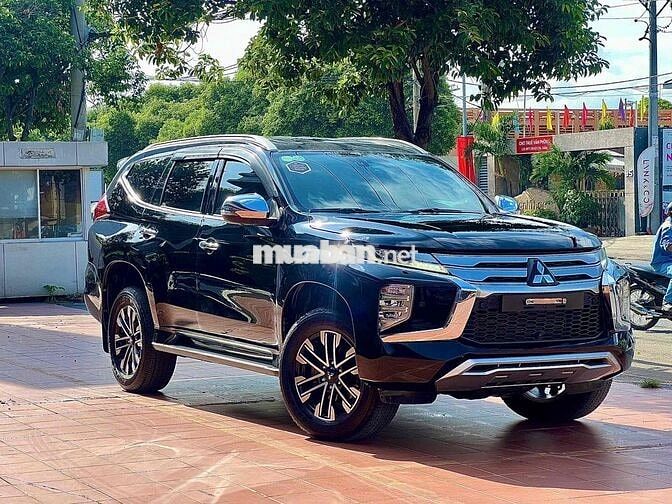 Mitsubishi Pajero Sport 2020 Đen
