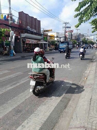 Nhà Mặt tiền Nguyễn Ảnh Thủ, Quận 12. Đối diện trường Nguyễn Hữu Cầu 