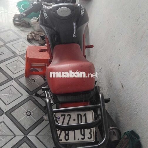Ducati Đen Đỏ đã sử dụng