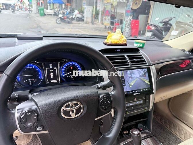 Toyota Camry 2019 2.0E Đen 67000km