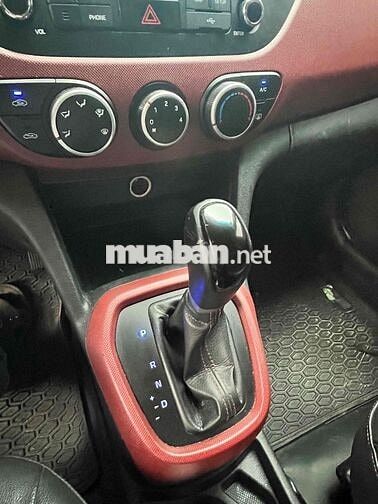 Hyundai i10 2020 Số tự động Nâu
