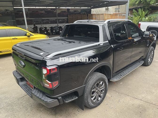 Ford Ranger Wildtrak 2023 lướt 27.000 km