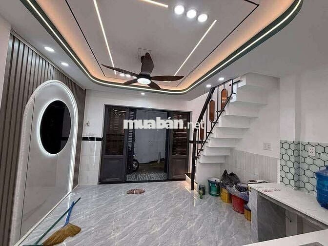Nhà Hóc Môn cần bán gấp 495 triệu, 2PN, cách ngã tư An Sương 25p