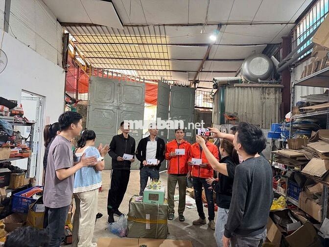 TUYỂN TÀI XẾ QUẬN LONG BIÊN