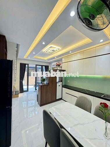 CẦN BÁN GẤP NHÀ TẠI CHỢ BÌNH CHÁNH 🆘