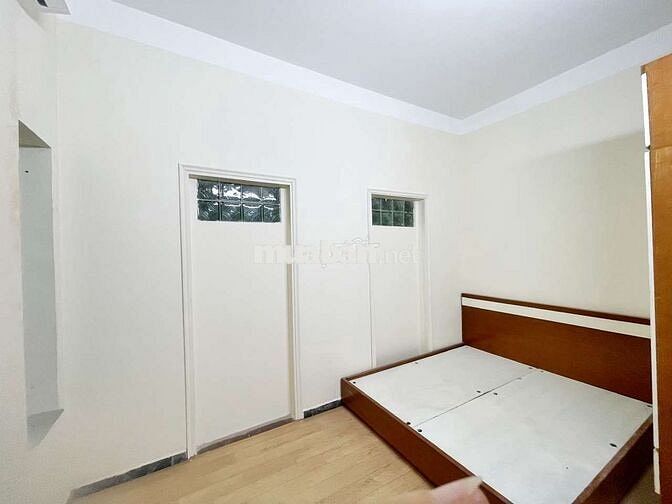 Siêu phẩm CCMN 2n1k 70m2 Full nội thất, máy giặt riêng tại Xã Đàn 