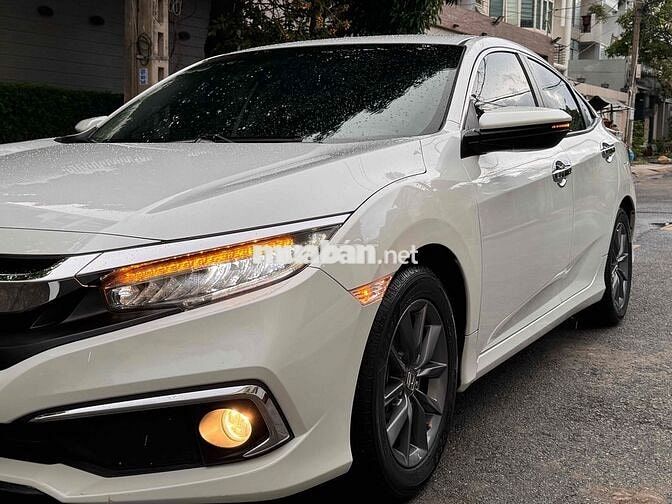 Honda Civic 2019 G 65000 km Trắng