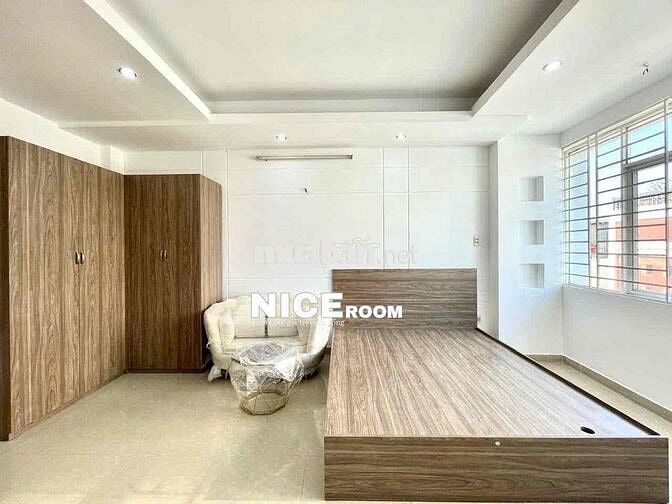 Căn hộ ban công 40m2 giặt riêng ngay Bùi Hữu Nghĩa gần chợ Bà Chiểu,Q1