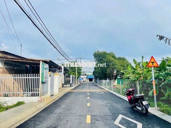 CHỦ ĐI MỸ BÁN GẤP ĐẤT MẶT TIỀN NGUYỄN PHONG SẮC, TT CỦ CHI - SỔ RIÊNG