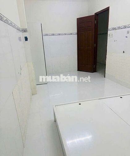 Trọ rẻ sinh viên - Ngay cầu Chữ Y Quận 5 - WC riêng - Free xe