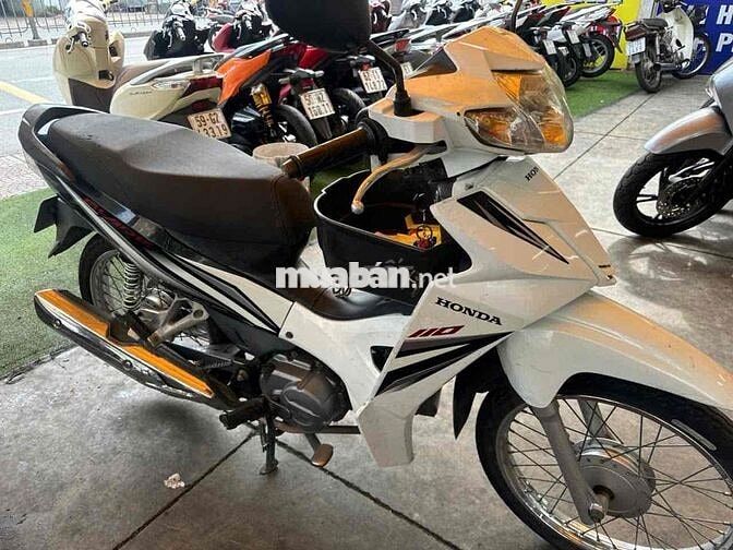 Honda Blade 110 màu Trắng