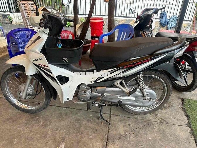 Honda Blade 110 màu Trắng