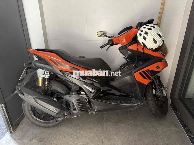 Yamaha NVX 155cc T9/2018 Cam đen ( Biển Sài Gòn )