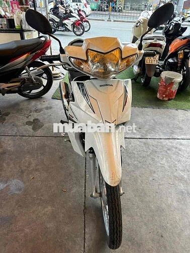 Honda Blade 110 màu Trắng