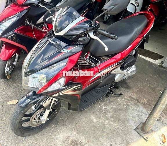 Air Blade đầu bò đk:2013