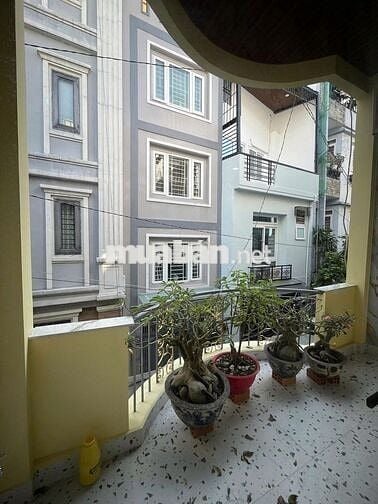 HxH nhà 3 tầng đẹp xinh (4x12m) vuông vức Nơ Trang Long P13 nhỉnh 8 tỷ