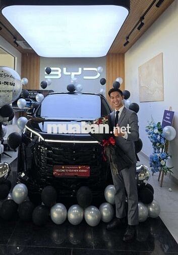 BYD M9 MPV Đen
