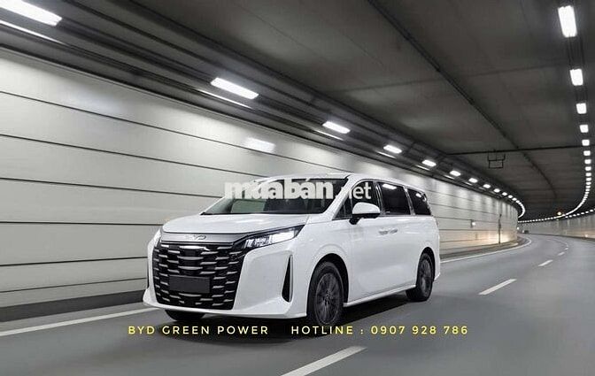 BYD M9 MPV Đen