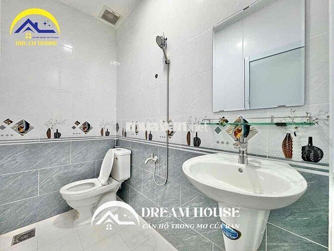CĂN HỘ STUDIO RỘNG RÃI AN NINH CAO NGAY NGÃ TƯ BỐN XÃ NHÀ MỚI THOÁNG