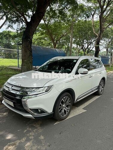 Mitsubishi Outlander 2019 tự động 2.0