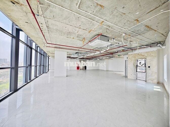 Hàng hiểm 285M mặt phố Hào Nam chỉ 40tr vuông đét full kính
