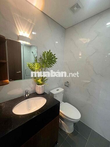 Chính chủ bán căn hộ 2 PN 71m2 khu đô thị FPT