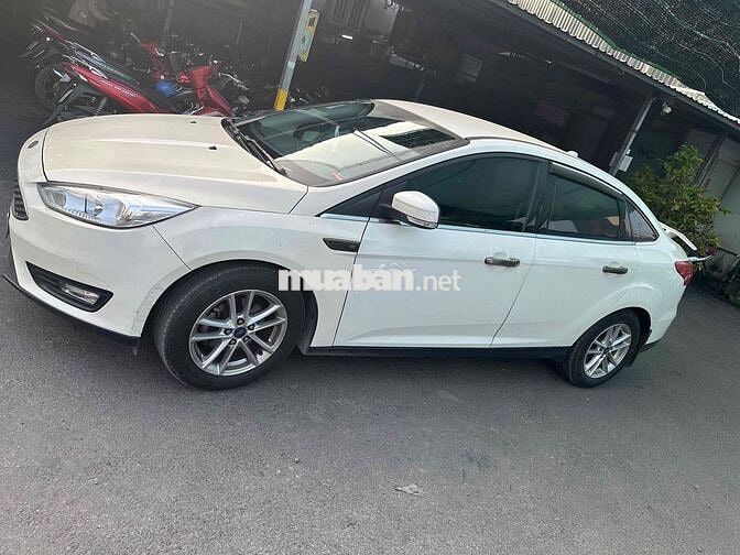 Ford Focus 2018 Trắng