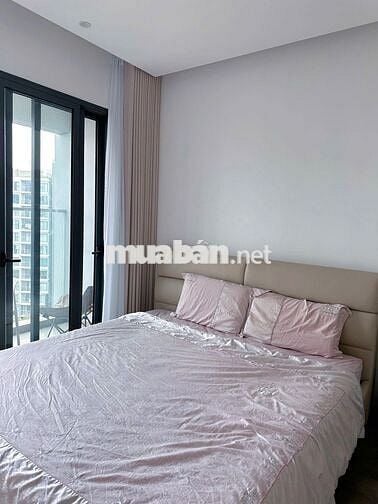 Bán 3PN2WC 118m2 Diamond Alnata Plus nhà xịn, view hồ bơi, giá 10,8 tỷ