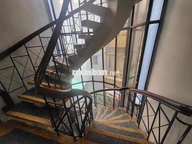 MẶT TIỀN LẠC LONG QUÂN 3LẦU 8X12