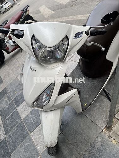 Honda Vision màu Trắng
