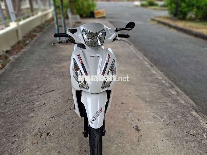 Honda Vision 2019 Trắng Smartkey